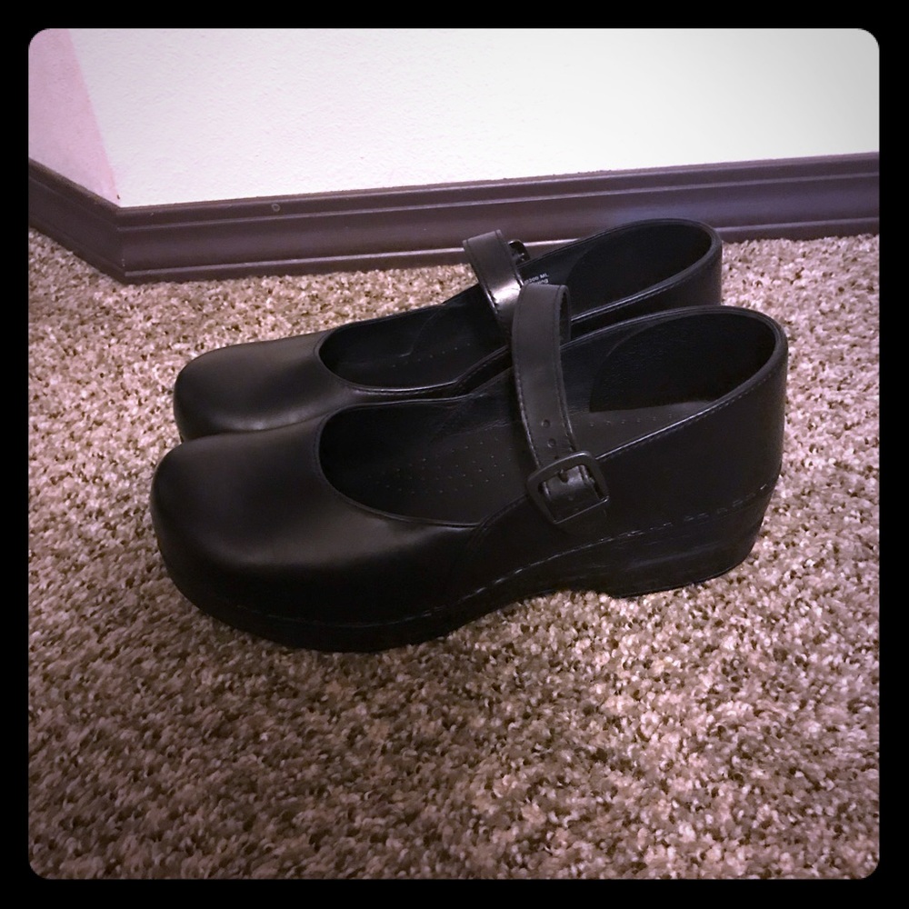 Black Dansko Mary Janes size 41 ( US 10.5-11)